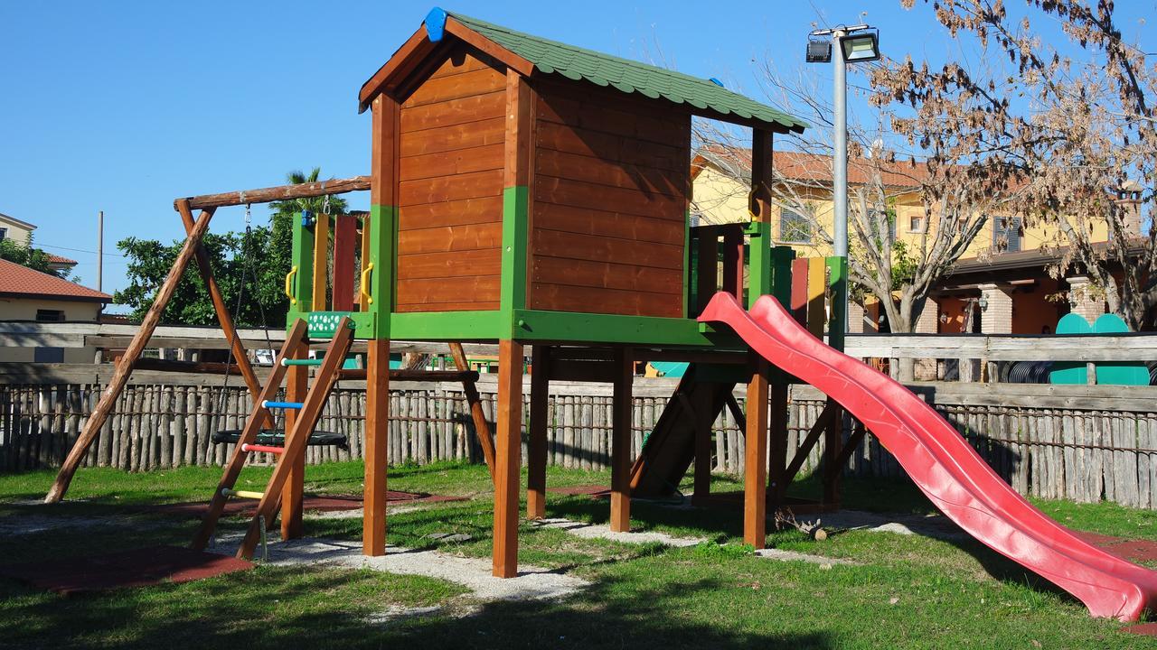 בית הארחה SantʼEufemia Lamezia 	Agriturismo Masseria I Risi מראה חיצוני תמונה