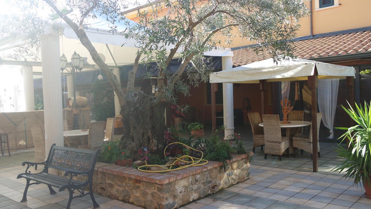 בית הארחה SantʼEufemia Lamezia 	Agriturismo Masseria I Risi מראה חיצוני תמונה