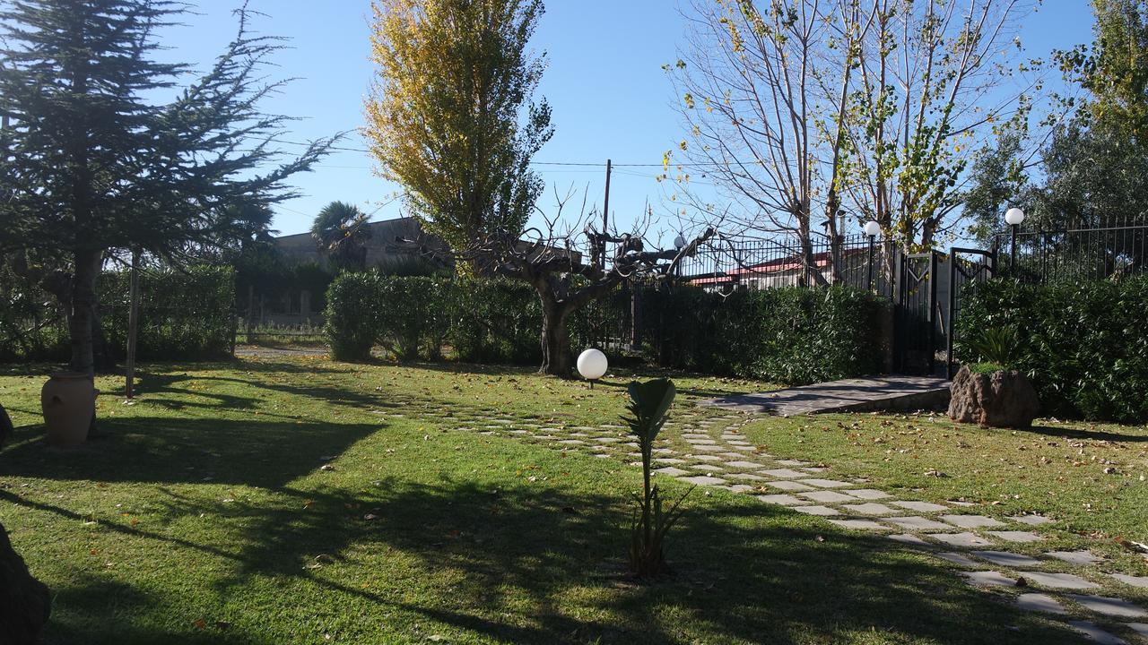 בית הארחה SantʼEufemia Lamezia 	Agriturismo Masseria I Risi מראה חיצוני תמונה